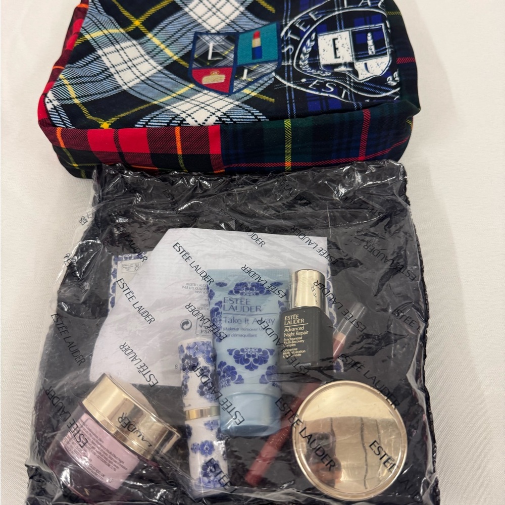 Estee Lauder Skincare Set with Multicolor Bag